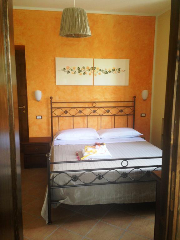 Al Casale Dei Nonni Bed and Breakfast Laureana Cilento Buitenkant foto