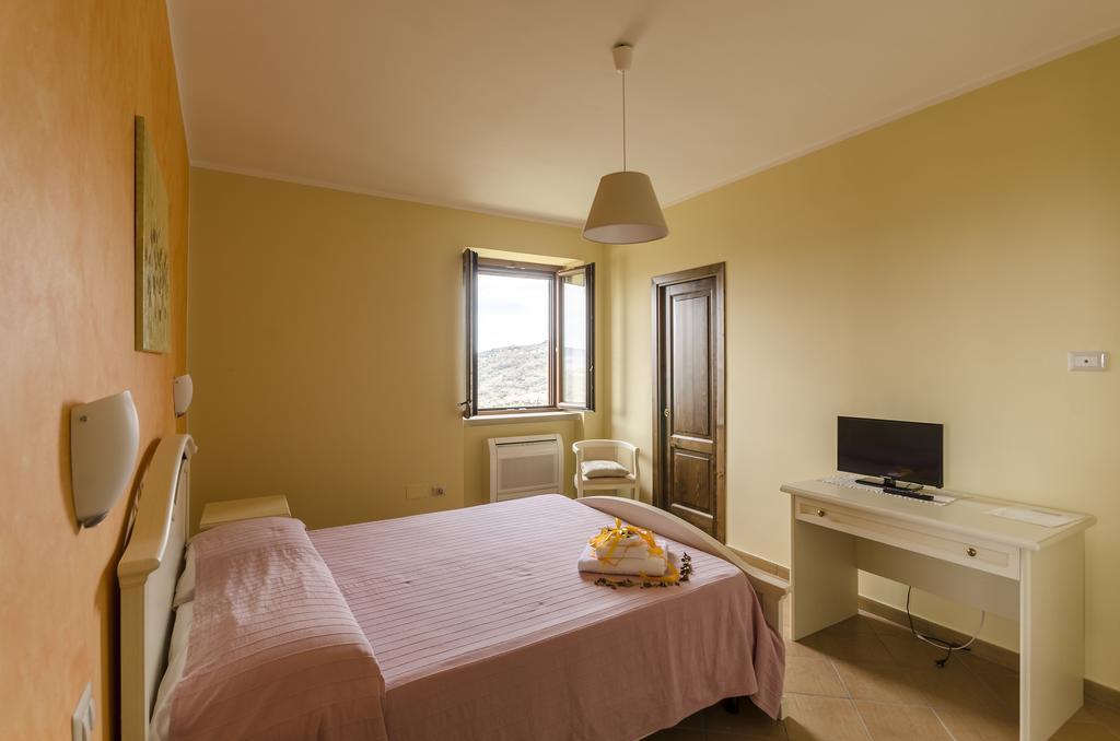 Al Casale Dei Nonni Bed and Breakfast Laureana Cilento Buitenkant foto