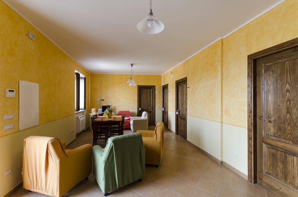 Al Casale Dei Nonni Bed and Breakfast Laureana Cilento Buitenkant foto