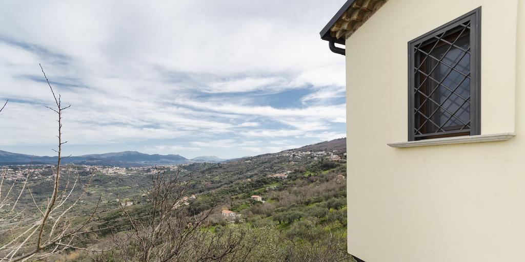 Al Casale Dei Nonni Bed and Breakfast Laureana Cilento Buitenkant foto